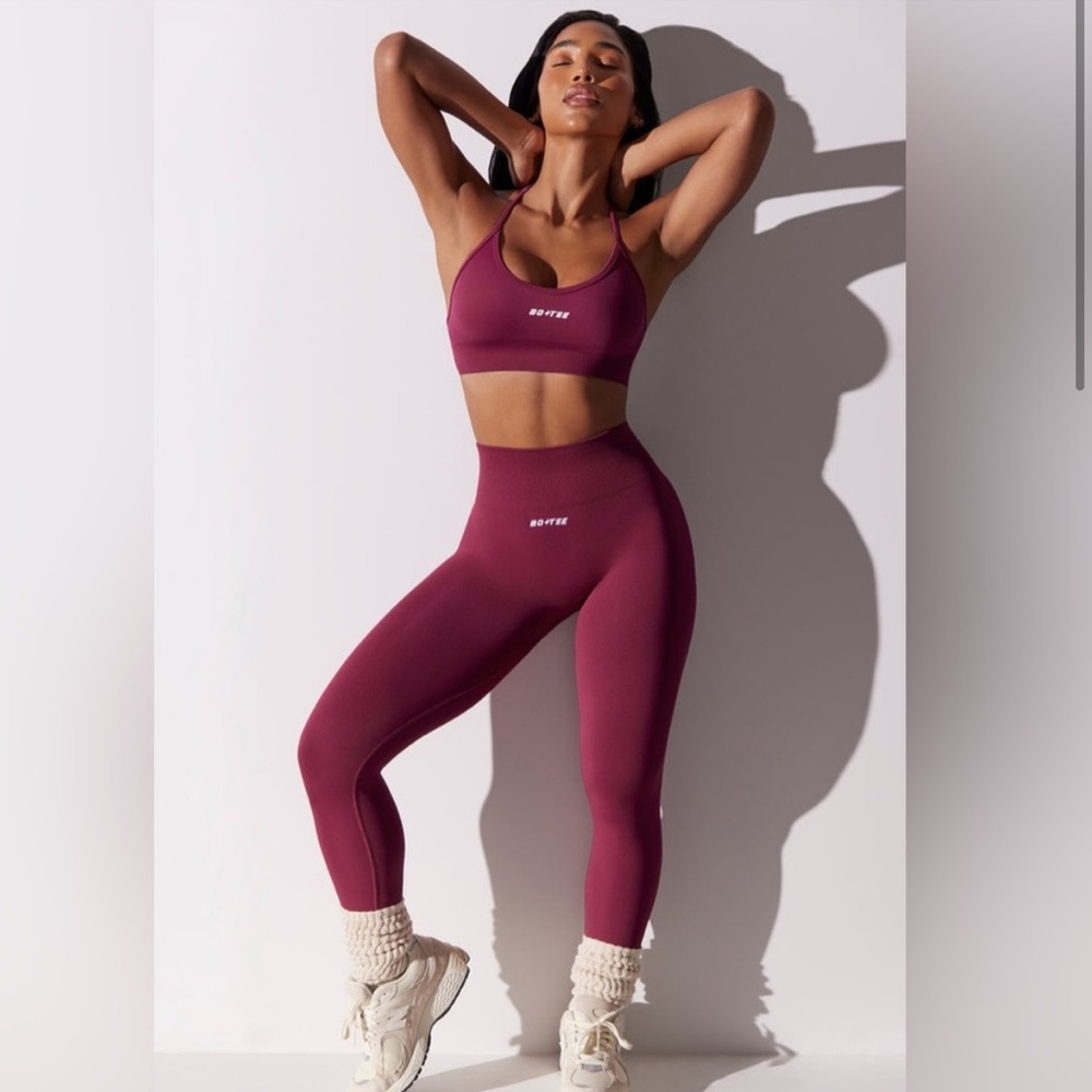 BO + TEE High Waist Super Sculpt Leggings in Plum